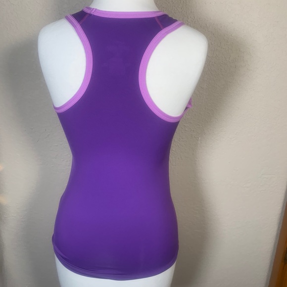 EUC Nike Pro Fitted Dri-Fit Tank - Size Medium - Picture 11 of 14